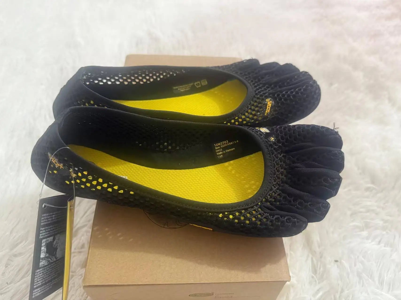 Vibram Five Finger Toe Shoes – ONYX | Groundedbae